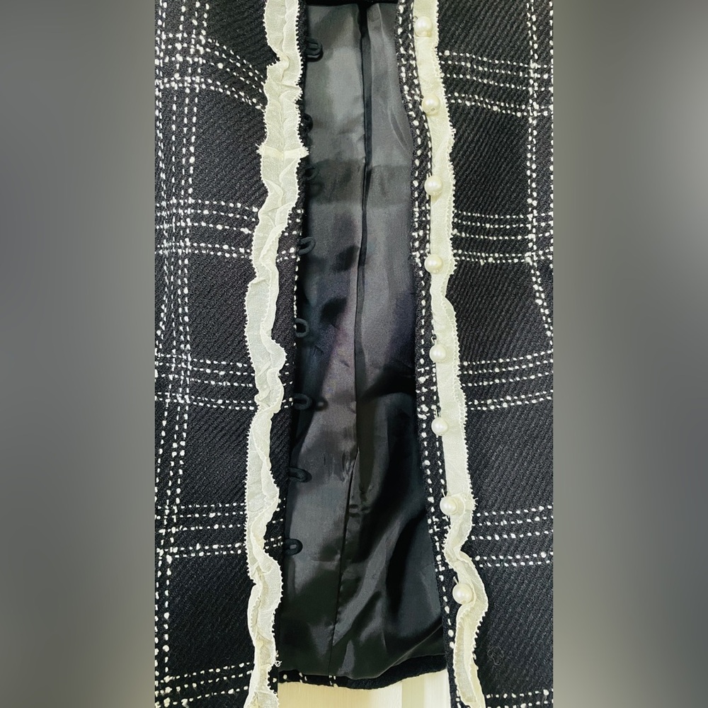 Women’s Tweed Blazer Size 4 - Picture 5 of 7